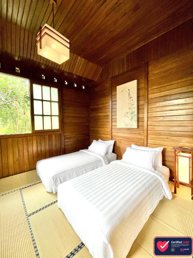 The Onsen Hot Spring Resort Batu  Εξωτερικό φωτογραφία