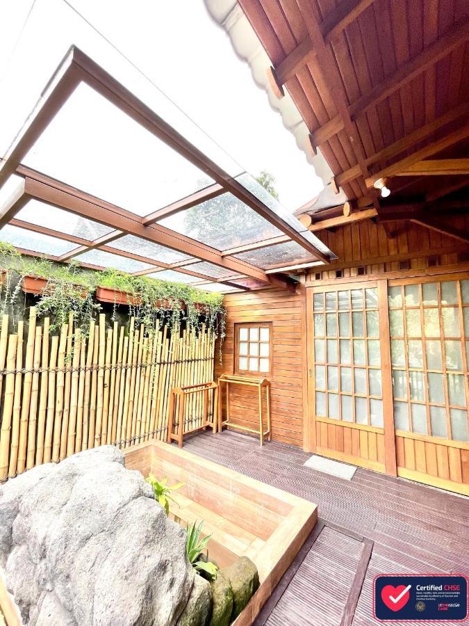 The Onsen Hot Spring Resort Batu  Εξωτερικό φωτογραφία