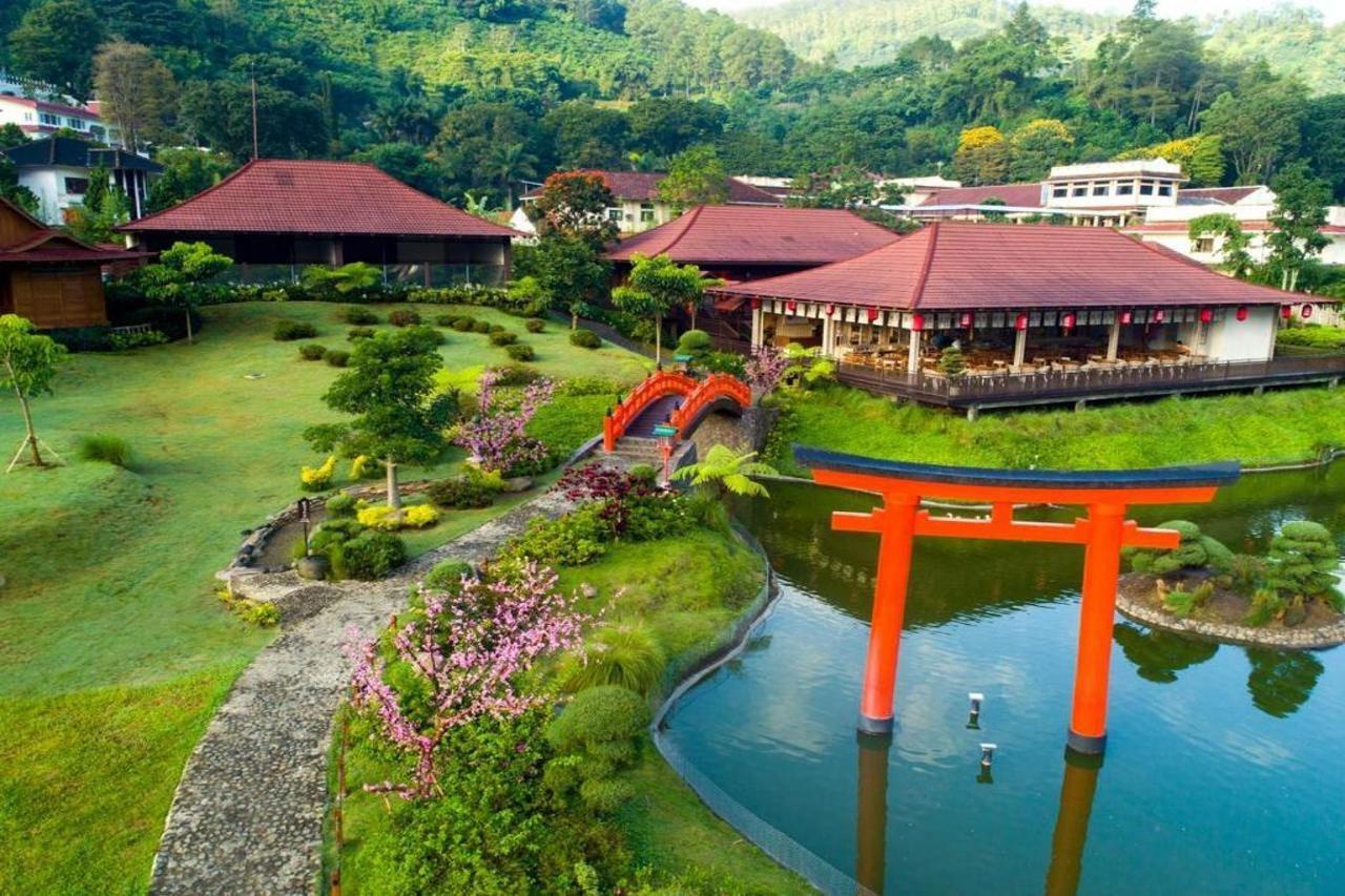 The Onsen Hot Spring Resort Batu  Εξωτερικό φωτογραφία